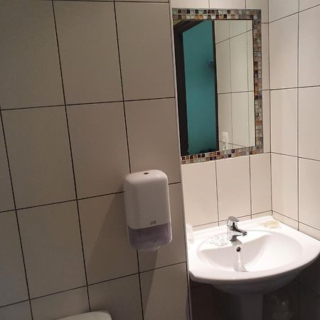 Hotel Kelig Brest Bilik gambar